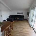 Goya - Near Beach, Parking, Balcony With A View سيلتسي
