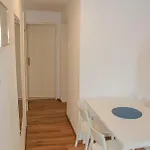 Goya - Near Beach, Parking, Balcony With A View سيلتسي