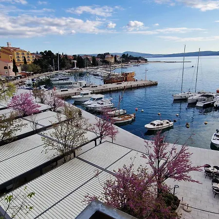 Lejlighed Goya - Near Beach, Parking, Balcony With A View