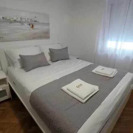 Goya - Near Beach, Parking, Balcony With A View Lejlighed