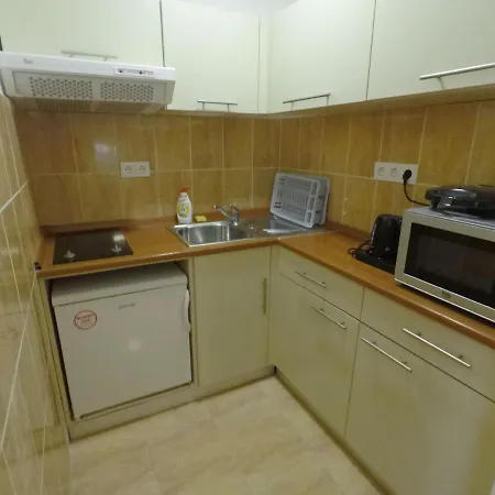 Lejlighed Goya - Near Beach, Parking, Balcony With A View *