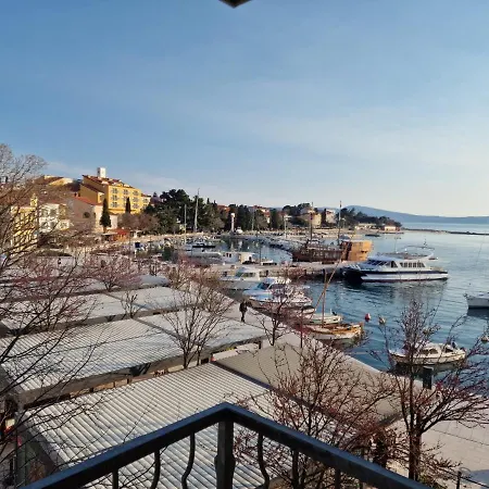 Goya - Near Beach, Parking, Balcony With A View Apartman