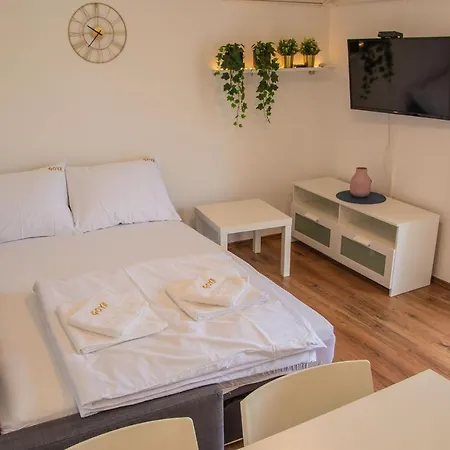 Goya - Near Beach, Parking, Balcony With A View