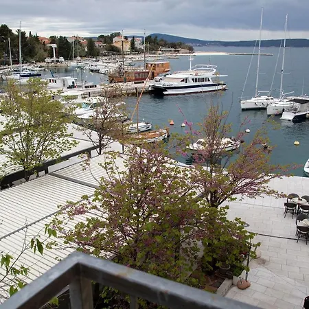 Goya - Near Beach, Parking, Balcony With A View Selce