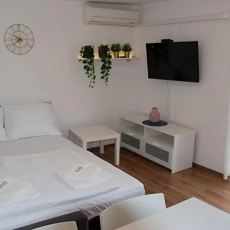 Goya - Near Beach, Parking, Balcony With A View Selce