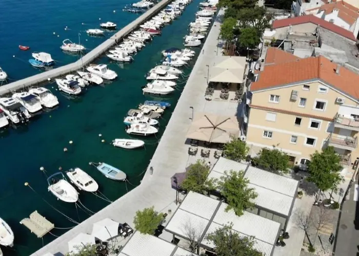 Goya - Near Beach, Parking, Balcony With A View *