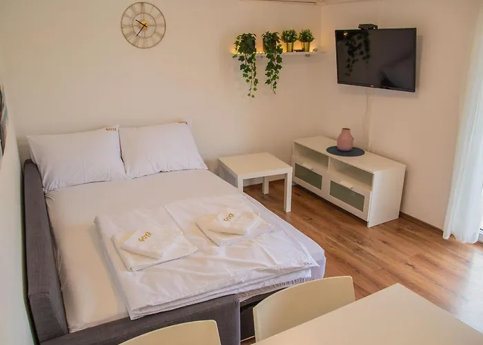 Goya - Near Beach, Parking, Balcony With A View