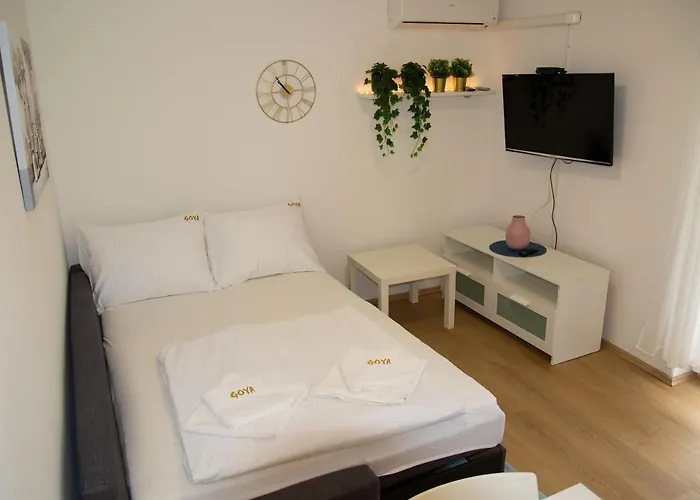 Goya - Near Beach, Parking, Balcony With A View *