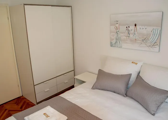 דירה Goya - Near Beach, Parking, Balcony With A View *