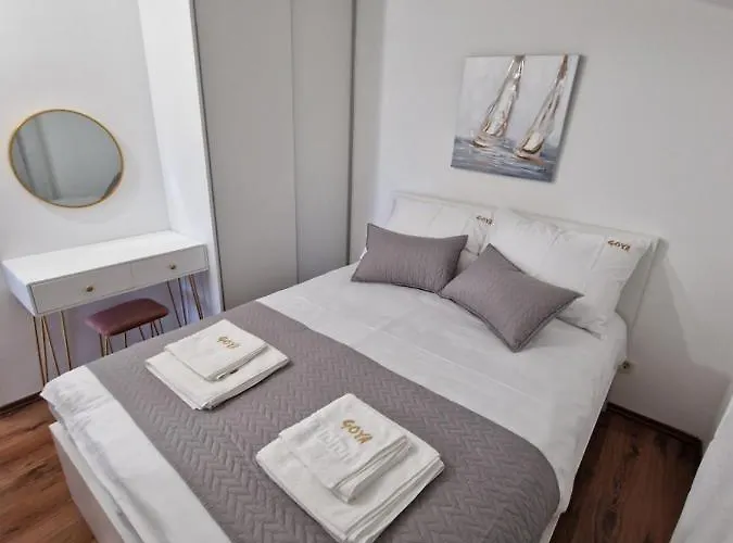 Goya - Near Beach, Parking, Balcony With A View Selce